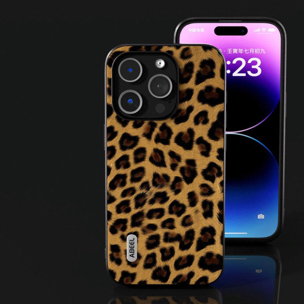 iPhone 15 Pro fleksibelt plastdeksel - Leopardmønster - Gull