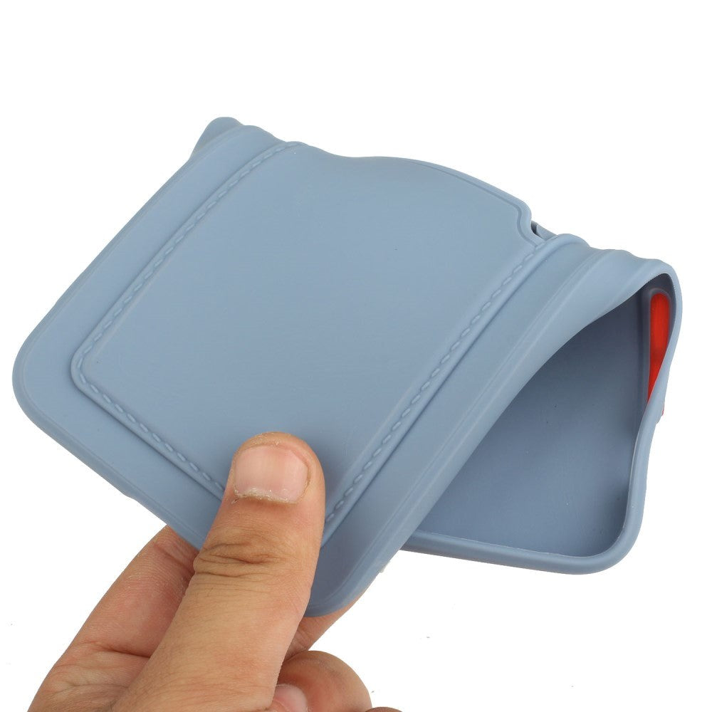 iPhone 15 Fleksibelt Plastik Bagside Cover m. Kortholder - Blå