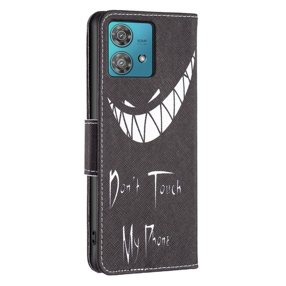 EIDERWOOD Motorola Edge 40 Neo Kunstlæder Flip Cover m. Pung & Print - "Don't Touch My Phone"