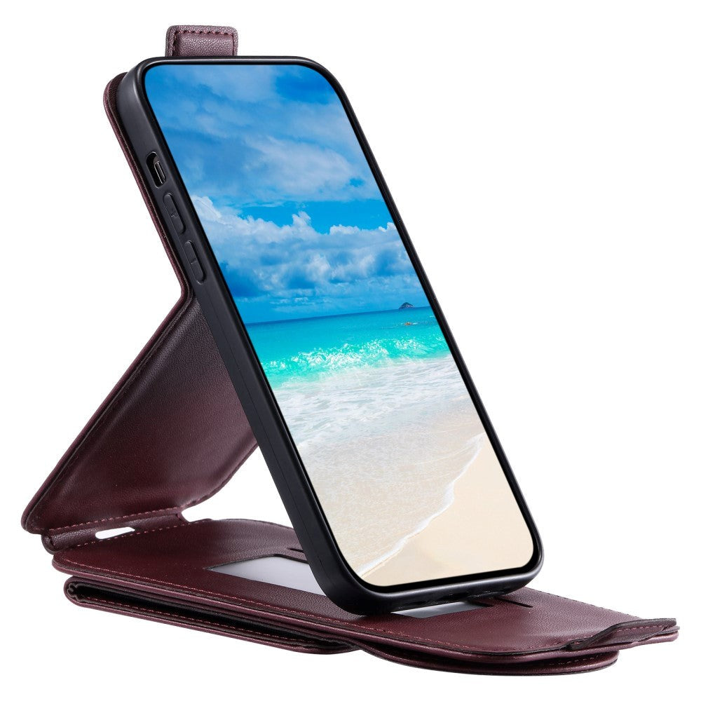 iPhone 15 vertikalt flip-deksel i kunstskinn m. Lommebok / stativ / stropp - rød