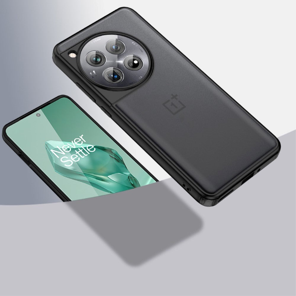 OnePlus 12 bakdeksel i hardplast - gjennomsiktig / svart kant