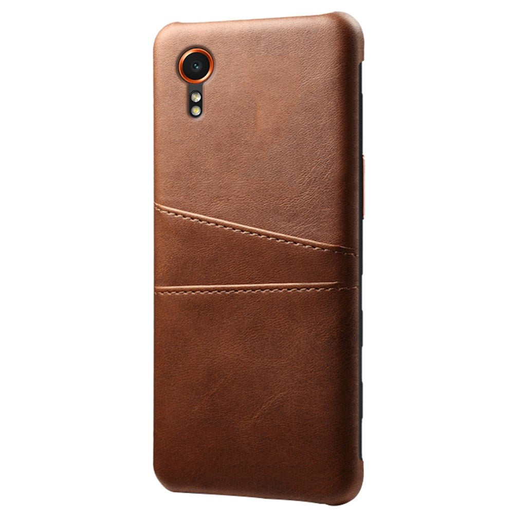 Samsung Galaxy Xcover 7 - EIDERWOOD imitert skinndeksel m. Innebygd kortholder - brun