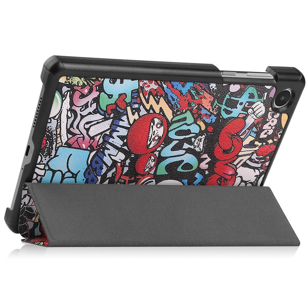Lenovo Tab M8 (4. Gen.) - EIDERWOOD Tri-Fold Kunstlæder Flip Cover m. Mønster - Graffiti