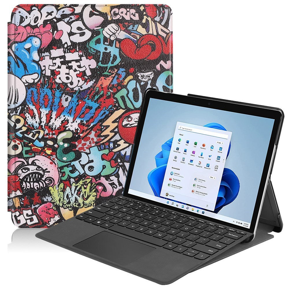 EIDERWOOD Microsoft Surface Go 4 Skinntrekk med stativfunksjon - Graffiti