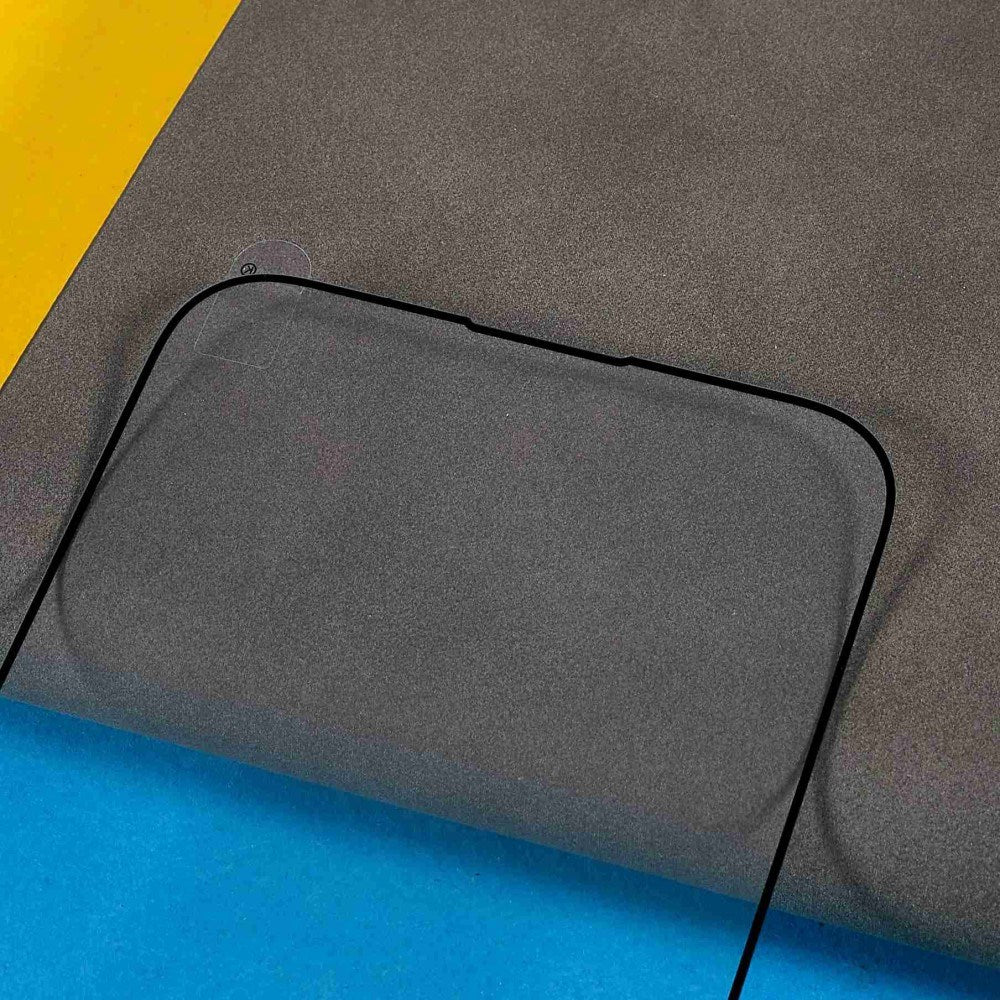 iPhone 16 Full Fit herdet glass - Skjermbeskytter - Black Edge