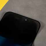 iPhone 15 Pro Glass Skjermbeskytter m. Personvern - Full passform - Black Edge