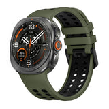 Samsung Galaxy Watch Ultra 2 / Ultra (47mm) Silikone Rem m. Ventilationshuller & Dobbeltspænde - Grøn / Sort