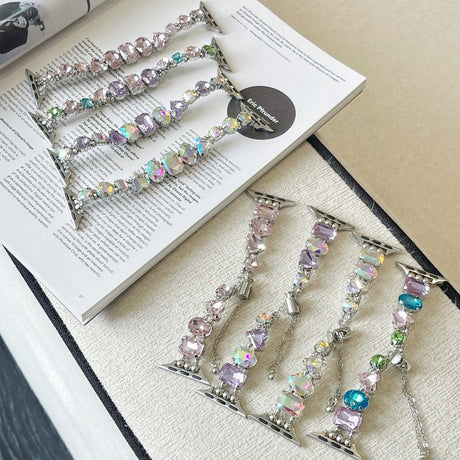 Apple Watch (38/40/SE/41/42 mm) stropp med diamantdekor - regnbue / glidende