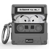 Apple AirPods (4. Gen.) Silikone Cover m. Kassettebånd Design & Karabinhage - Grå
