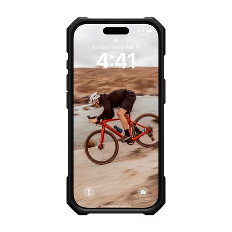 iPhone 16 Pro UAG ESSENTIAL ARMOR Series Bakdeksel - MagSafe-kompatibel - Svart