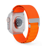 Epico Apple Watch (42/44/SE/45/46/49 mm) alpinrem - oransje
