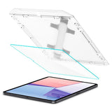 iPad Air 13" (2025 / 2024) Spigen EZ Fit Glas.tR Skærmbeskyttelse - Case Friendly - Gennemsigtig