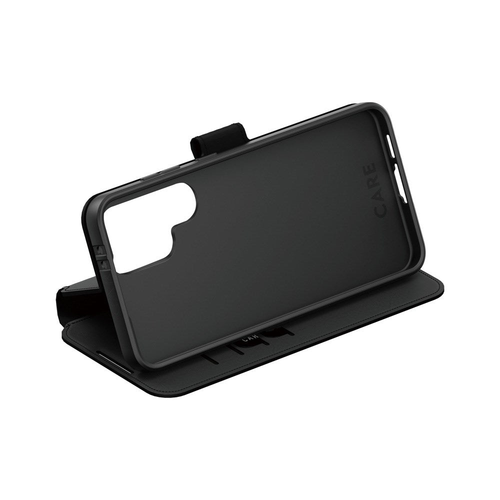 CARE by PanzerGlass Samsung Galaxy S25 Ultra Feature Lommebokveske m. Stativ - Svart
