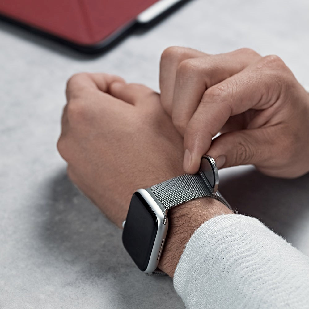 Apple Watch (42/44/SE/45/46/49 mm) Epico Milanese rustfri stålrem - midnatt