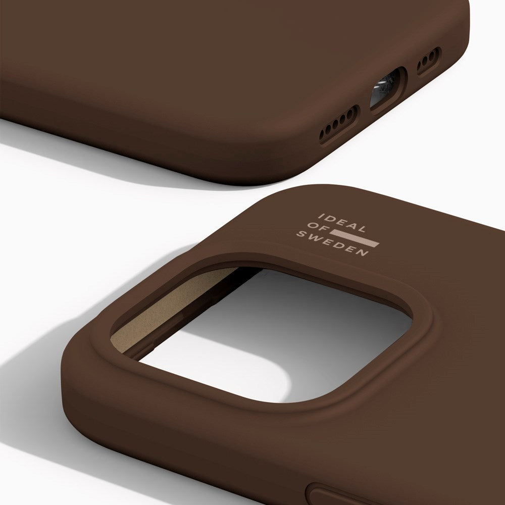 iPhone 15 Pro iDeal Of Sweden Silikone Cover - MagSafe Kompatibel - Mocha Mousse