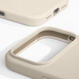 iPhone 17 Pro iDeal Of Sweden Silikone Cover - MagSafe Kompatibelt - Cloud Dancer