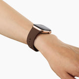 Apple Watch (38/40/SE/41/42mm) iDeal of Sweden Silikonerem - Str. M/L - Mocha Mousse