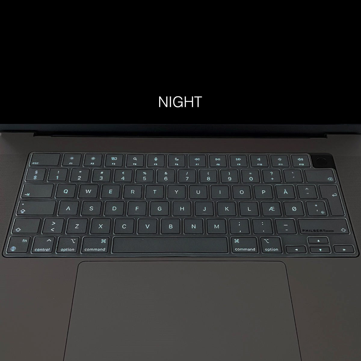 Philbert MacBook Pro 14" / 16" (2021) Keyboard Silikone Cover m. Dansk Tastatur - Transparent / Black