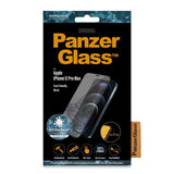 PanzerGlass iPhone 12 Pro Max Antibakteriell kant-til-kant skjermbeskytter - Veskevennlig - Black Edge