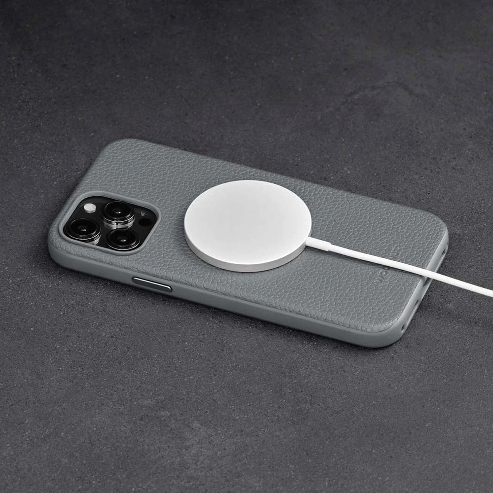 iPhone 15 Pro Max WOOLNUT Bakdeksel i ekte skinn - MagSafe-kompatibel - Grå
